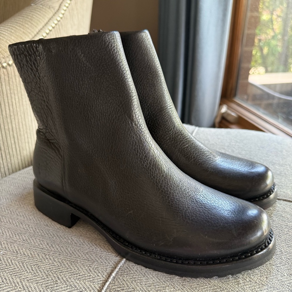 Frye Black Chelsea Ankle Boots with Elastic Panels